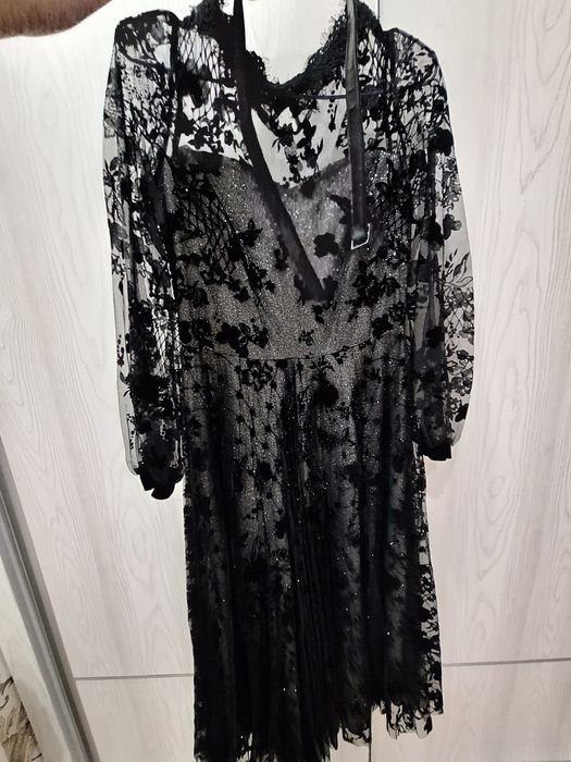 Платье красивое новое