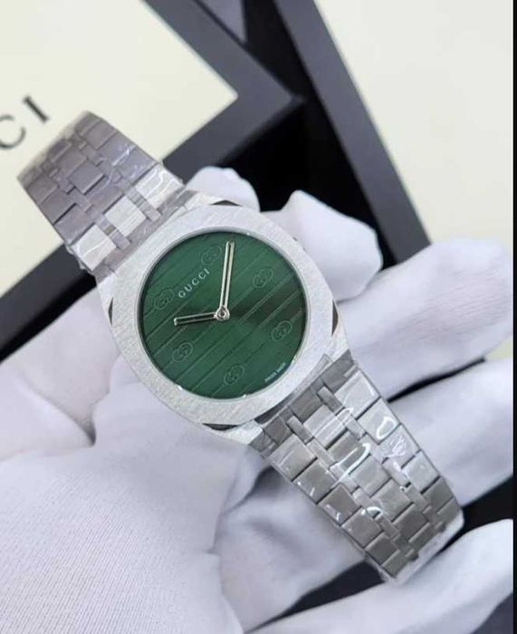 часы женские GUCCI