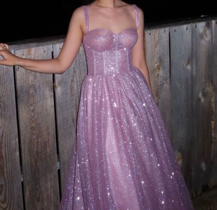 Платье вечернее шикарное