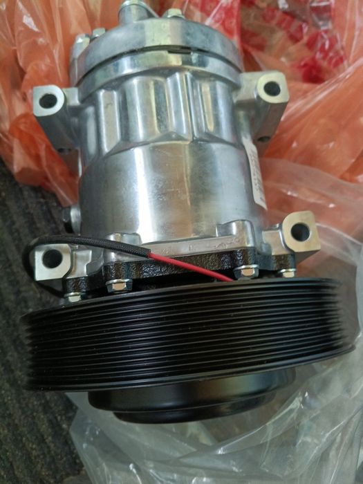 Компрессор кондиционера на VOLVO