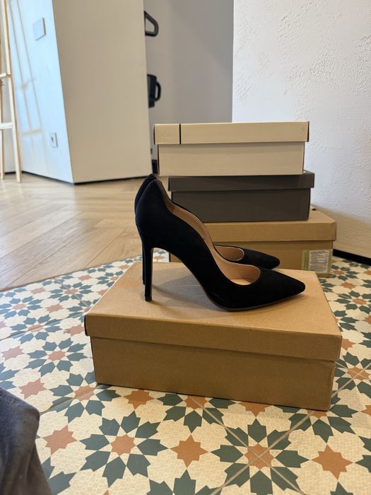 Туфли на каблуке