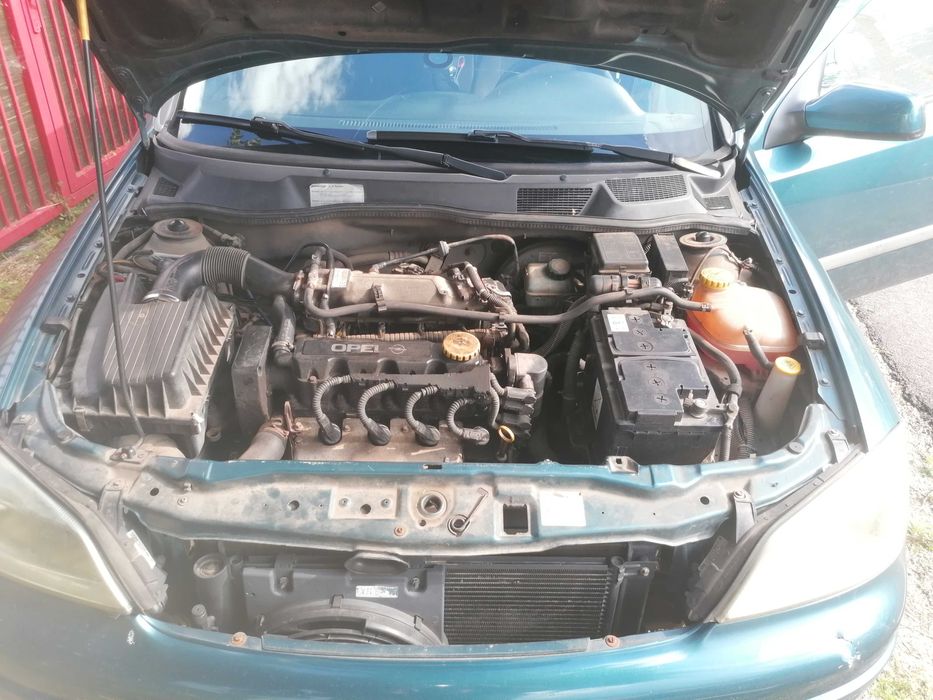Opel astra g 1.6 8 v benzina an 2000