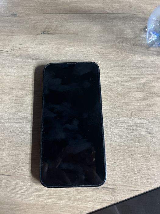 Айфон 16е iphone 16e