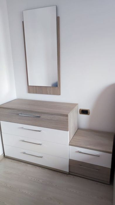 Set comodă, noptiere, oglindă LEMS