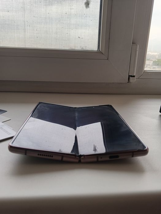 Samsung galaxy z fold 2