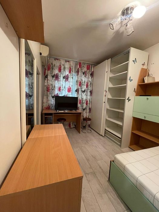 Inchiriez garsoniera Rahova