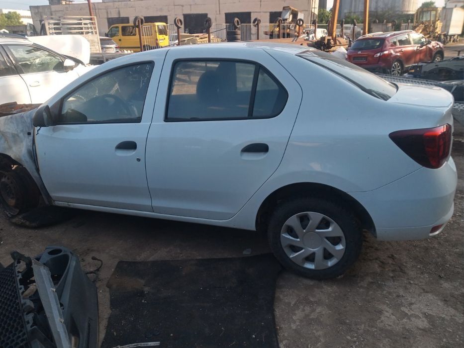 Дачия логан 2018г 1.5дци 90к.с НАВИ на части