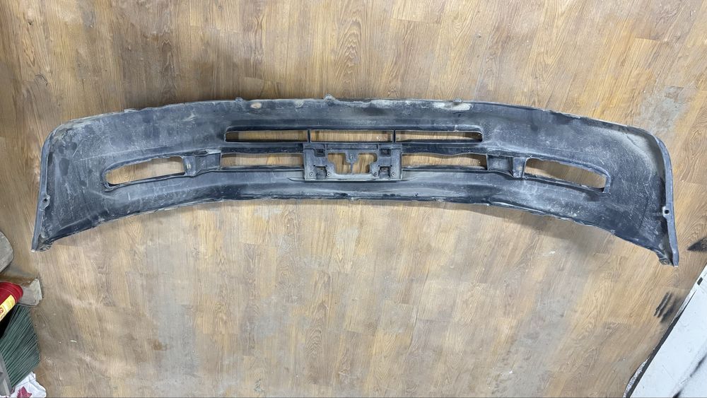 Бампер Rav4 1 поколения