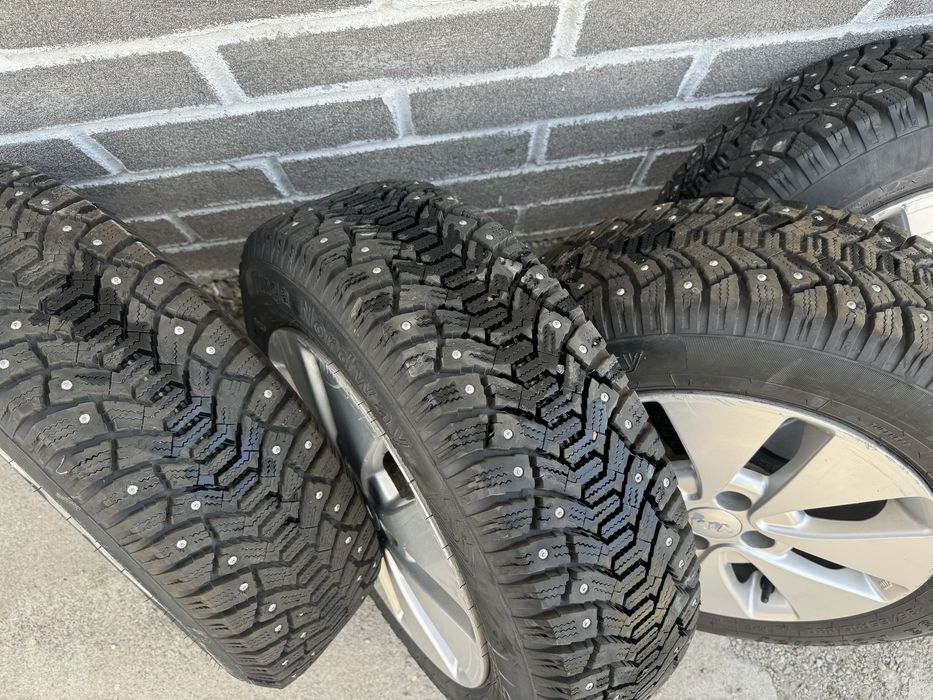 Продам шины зимние