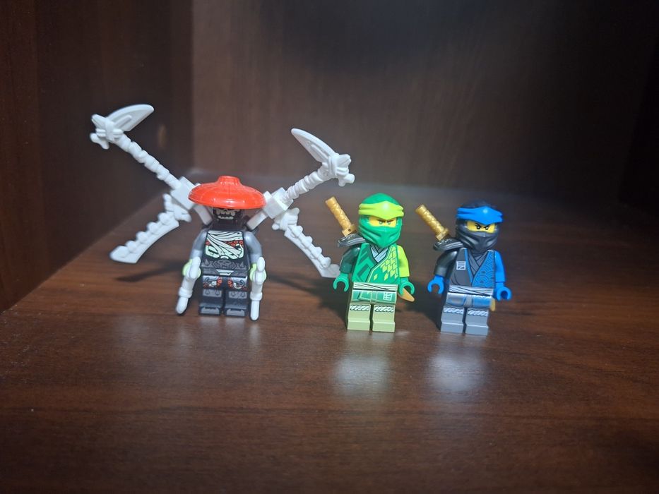 Lego Ninjago: Nya’s Water Dragon Evo (71800)