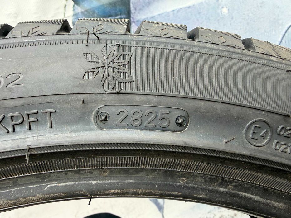 4 anvelope iarna 265-40-20 Audi A6 A7 A8 Honda crv-7 Mercedes GT Mercedes E class AMG EQE R class SL class Cauciucuri 265-40-20 iarna