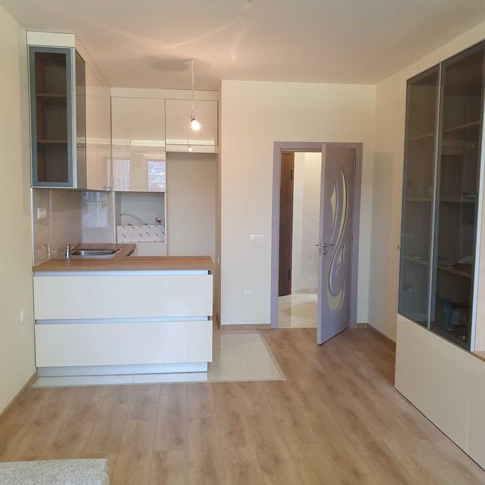 Двустаен апартамент в Младост 4