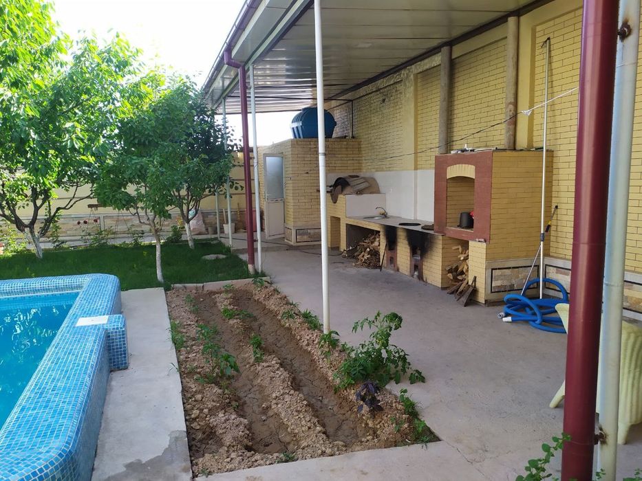 Oqtosh Dacha oilaviy
