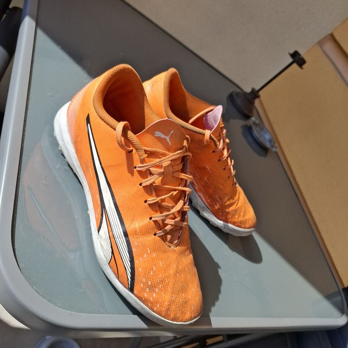 Ghete fotbal sintetic 42 Puma Ultra Play