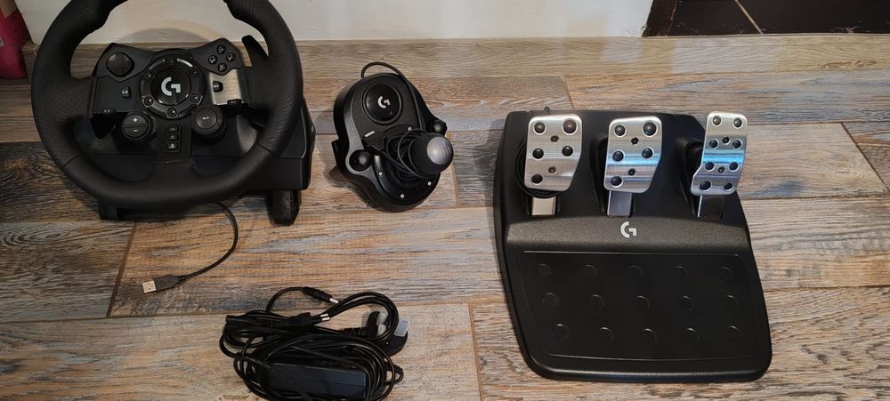 Volan Logitech G923 SE