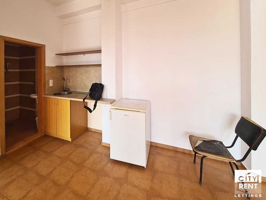 Дава се под наем Офис в Велико Търново, Център - 55 кв.м за 280 € - Снимка #6