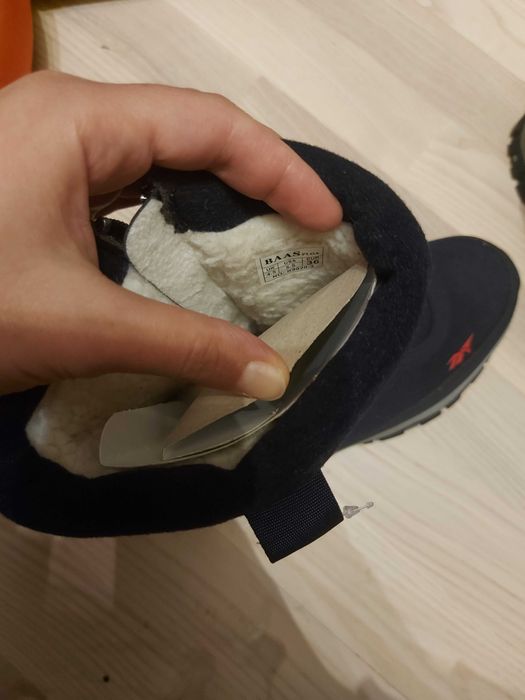 Продам дутыши baas ploa