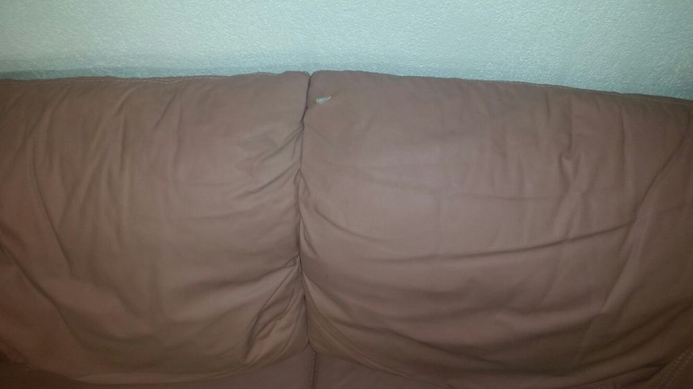 Продавам Италиански диван естествена кожа.ПРОМОЦИЯ!!!