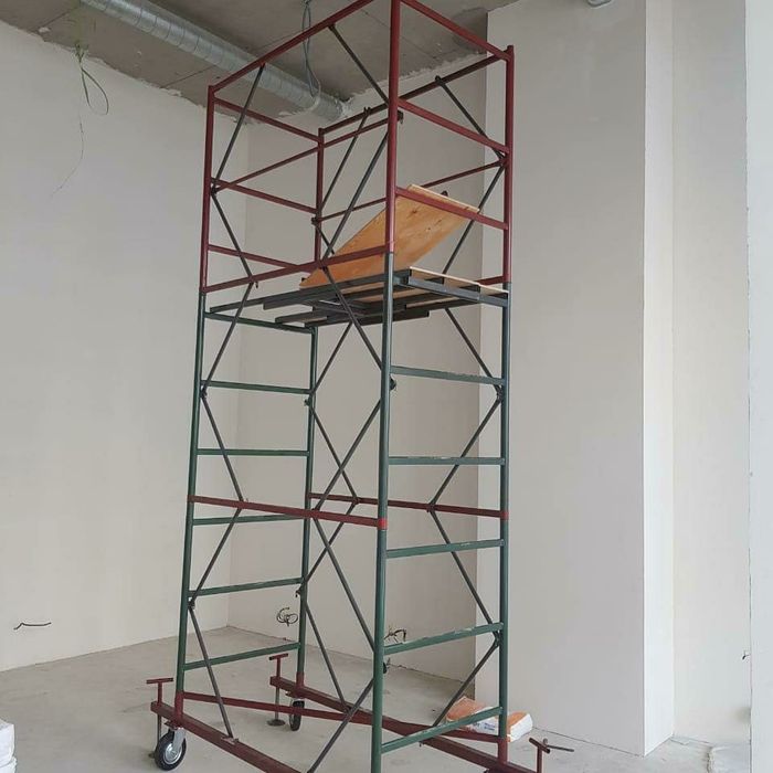 Вышка тура Леса для отделки помещений.