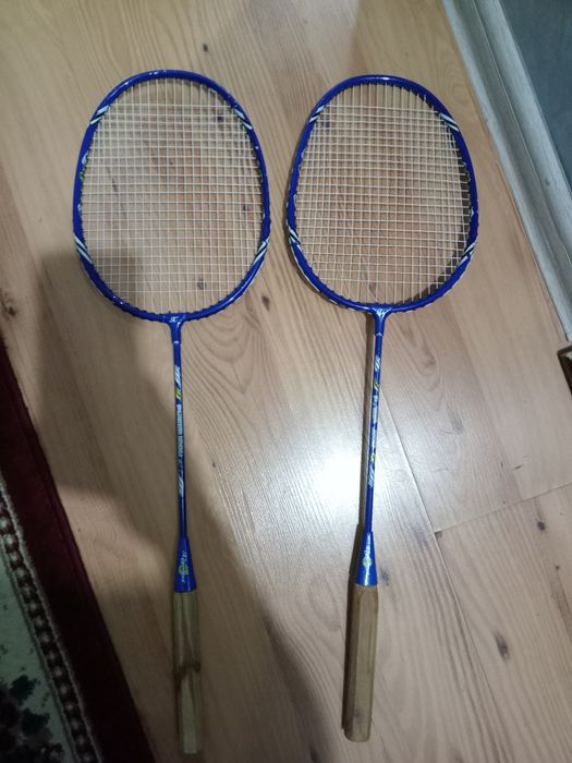 Ракетки для бадминтона