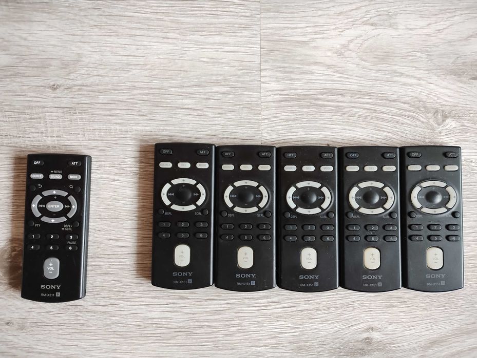 Дистанционни за аудио плеъри