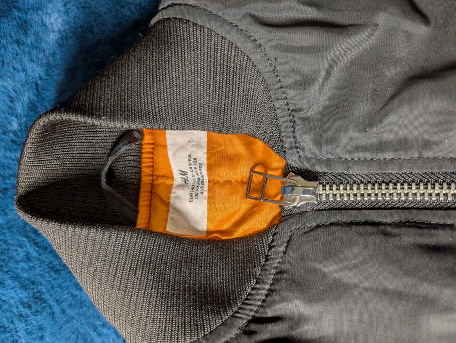 Geaca bomber h&m 10 ani