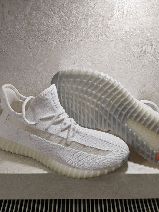 Yeezy 350 Bone White, 44