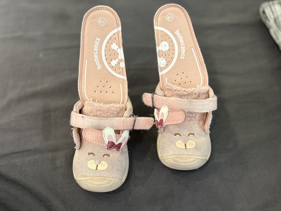 Обувки Biomecanics и Беко