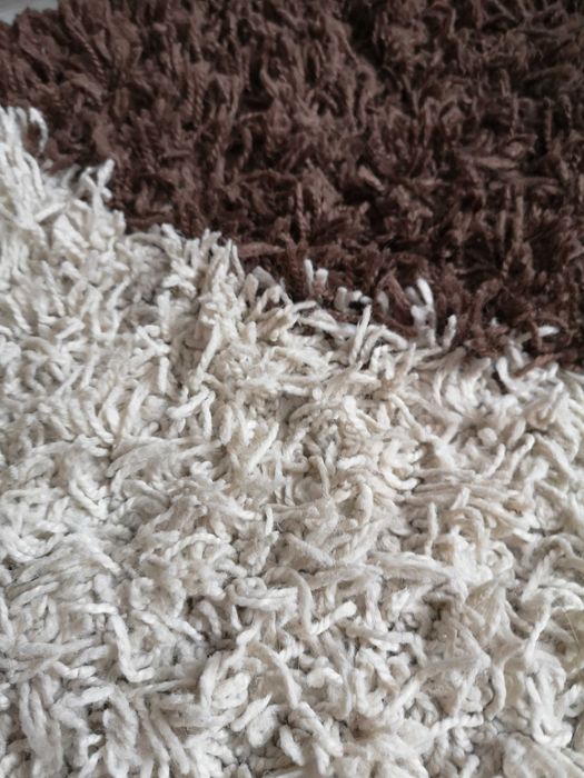 de vanzare covor gros cu par moale