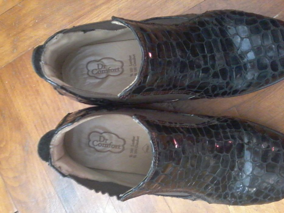 Дамски обувки/къси боти д-р Комфорт с ортопедична стелка,отговарят на