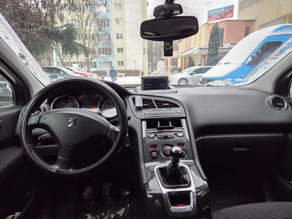 Peugeot 5008, 2.0, 150 к.с., 7 места