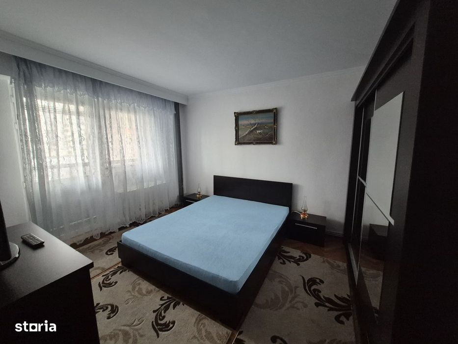 Apartament 4 camere Centru , mobilat și utilat