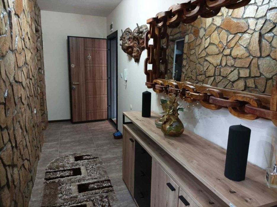 Продава се Двустаен апартамент в Шумен, Пазара - 72 кв.м за 921 €/кв.м - Снимка #5