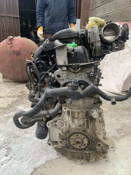 на запчаст двигатель гольф 4/ 1,6 обьем сауда бар