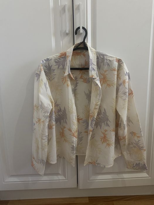 Продается вещи цены приемлемые с доставкой