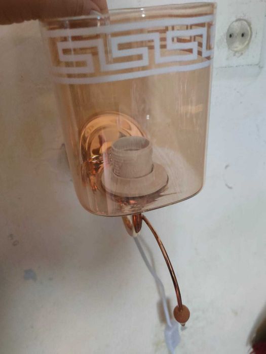 Срочно Продам бра 4000