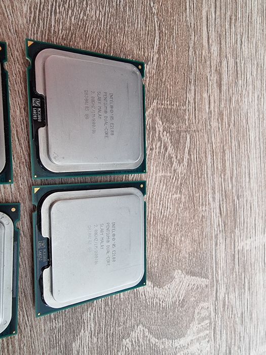 Lot 7 procesoare intel LGA775