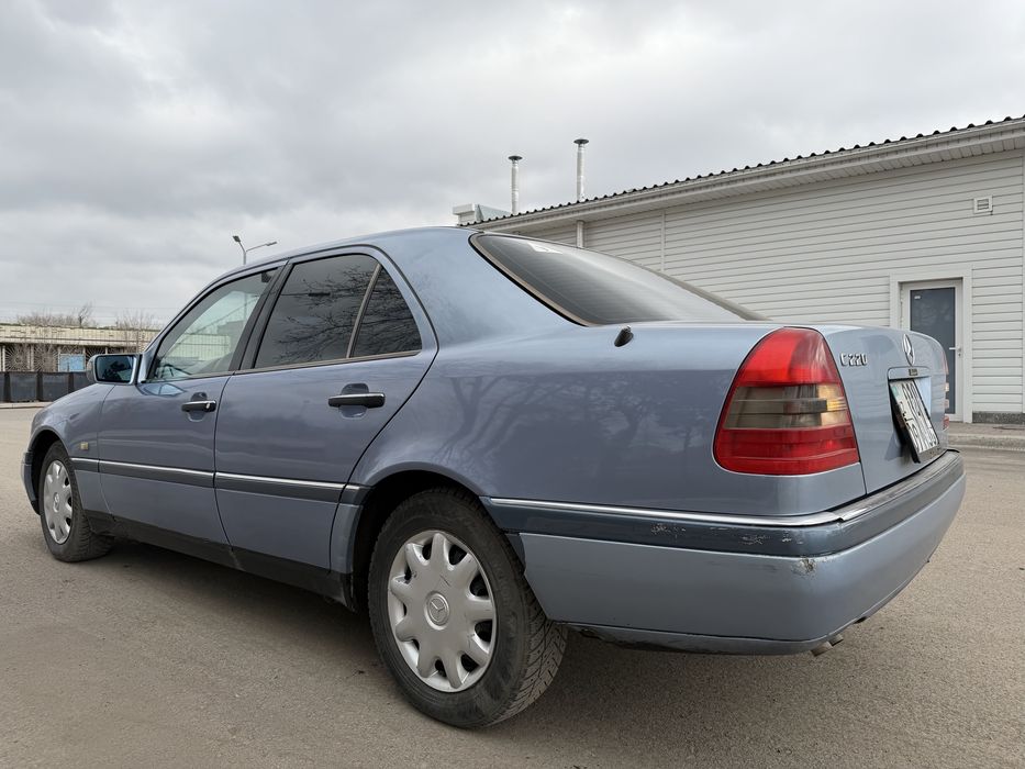 Продам мерседес С 220