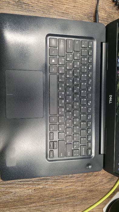 ноутбук Dell Vostro