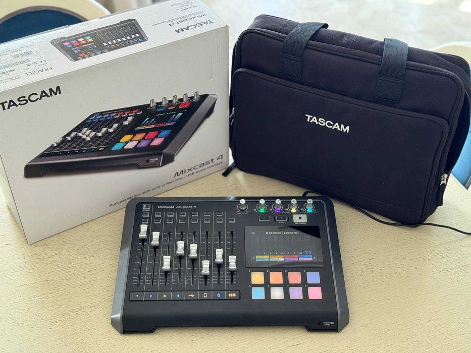 TASCAM Mixcast 4 Микшер для подкастов, рекордер и USB-аудиоинтерфейс