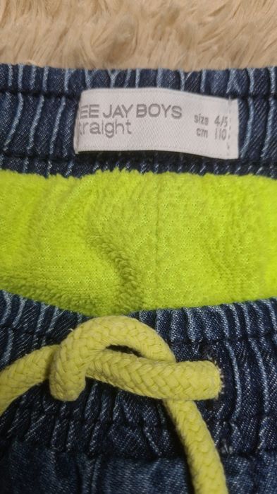 Продам штаны для мальчика