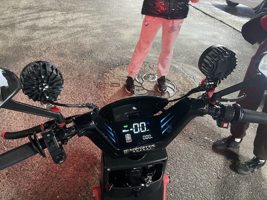 Элекро танк сатылады срочна !