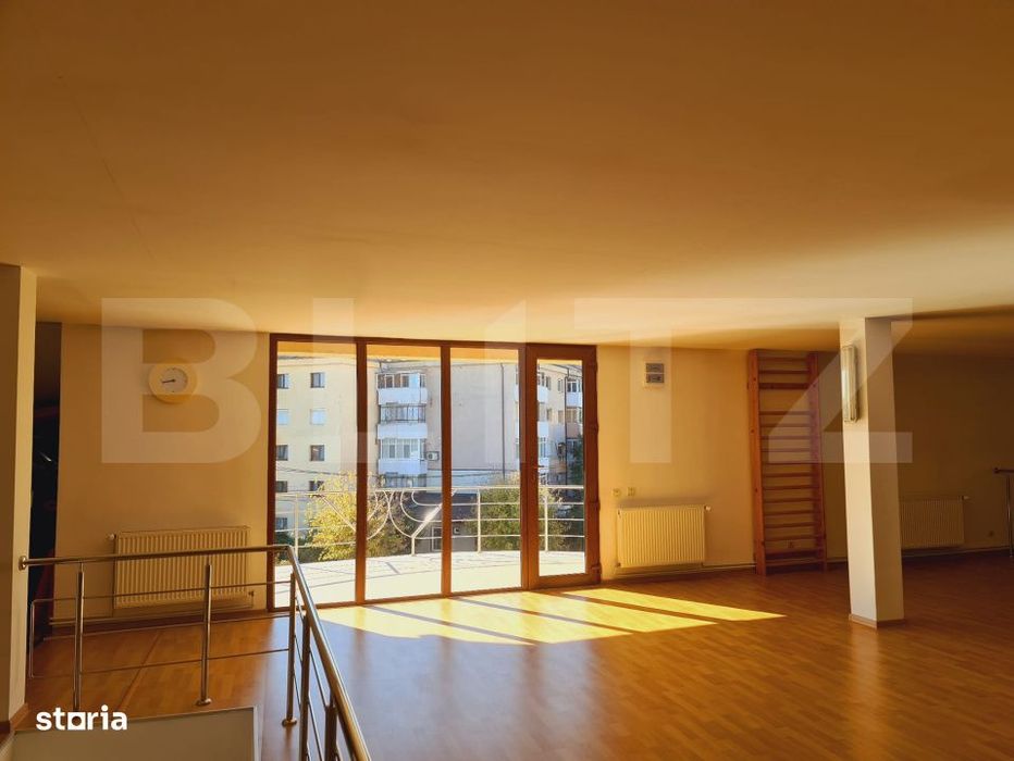 Vila 350 mp utili, teren 700 mp, strada Craitelor