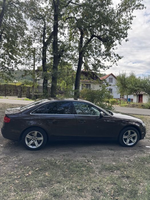 Audi a4 b8 anul 2011