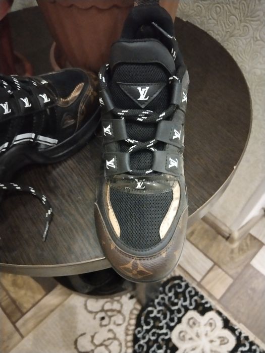 Продам крассовки турецкий