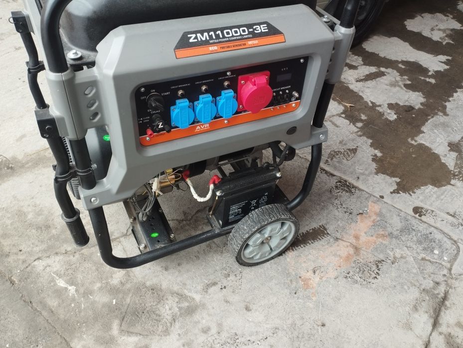 Движок 11 КВТ 380 ВОЛЬТ