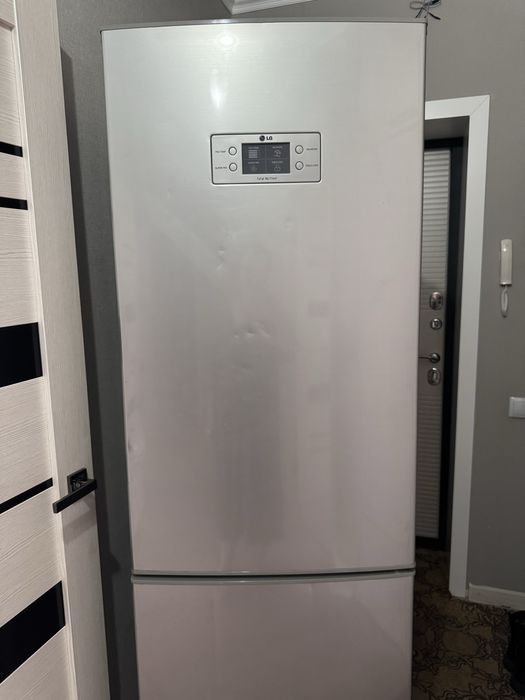 Холодильник LG б/у