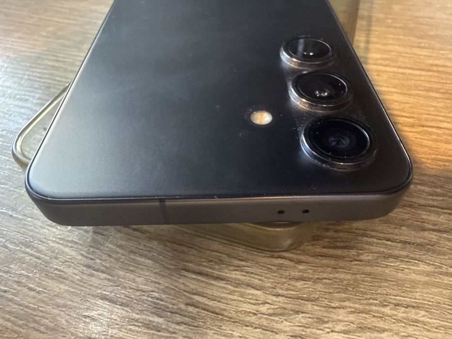 Samsung S24 8/256gb Перфектен!