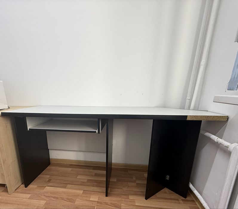 Стол б/у офисный