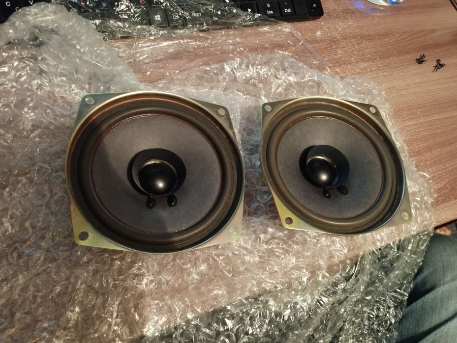 Оригинальные динамики на BMW E34